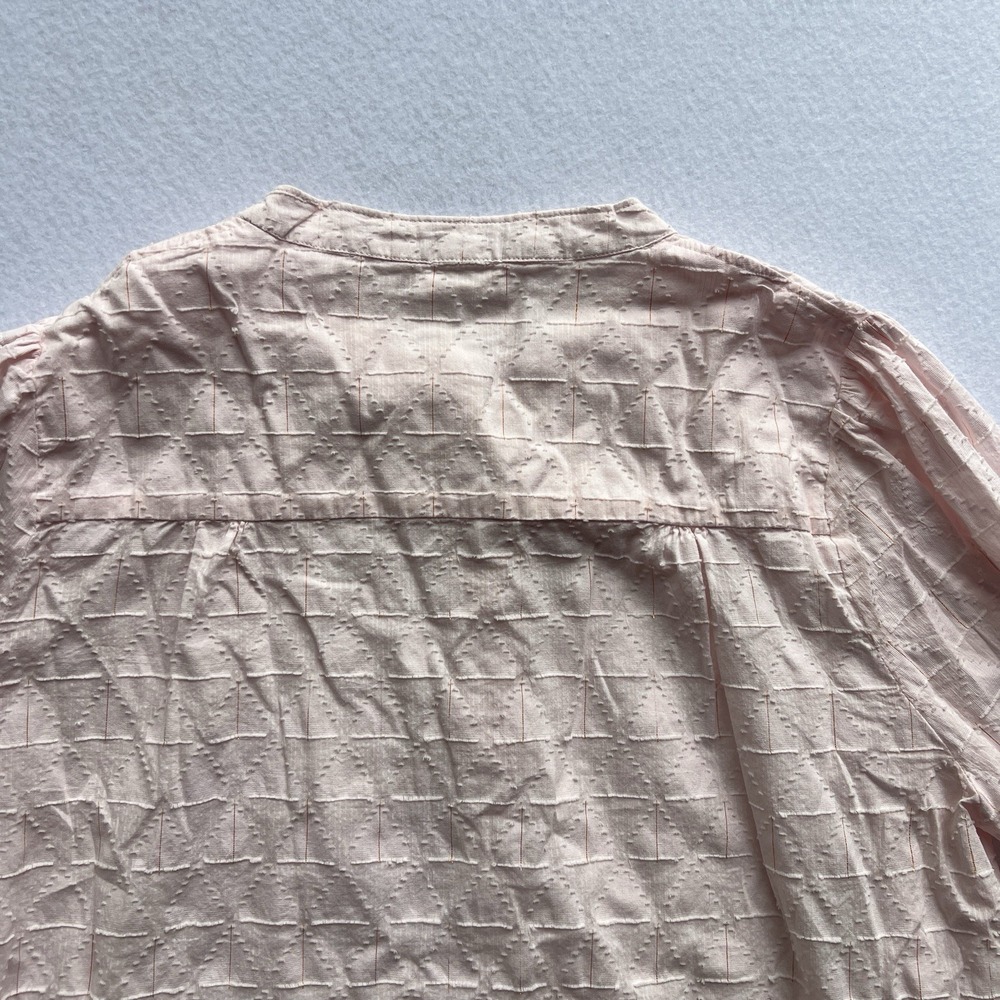 Roller Rabbit Top Sz L Pink Cotton Textured Dobby Henley Blouse Boho Cottagecore - Picture 10 of 13